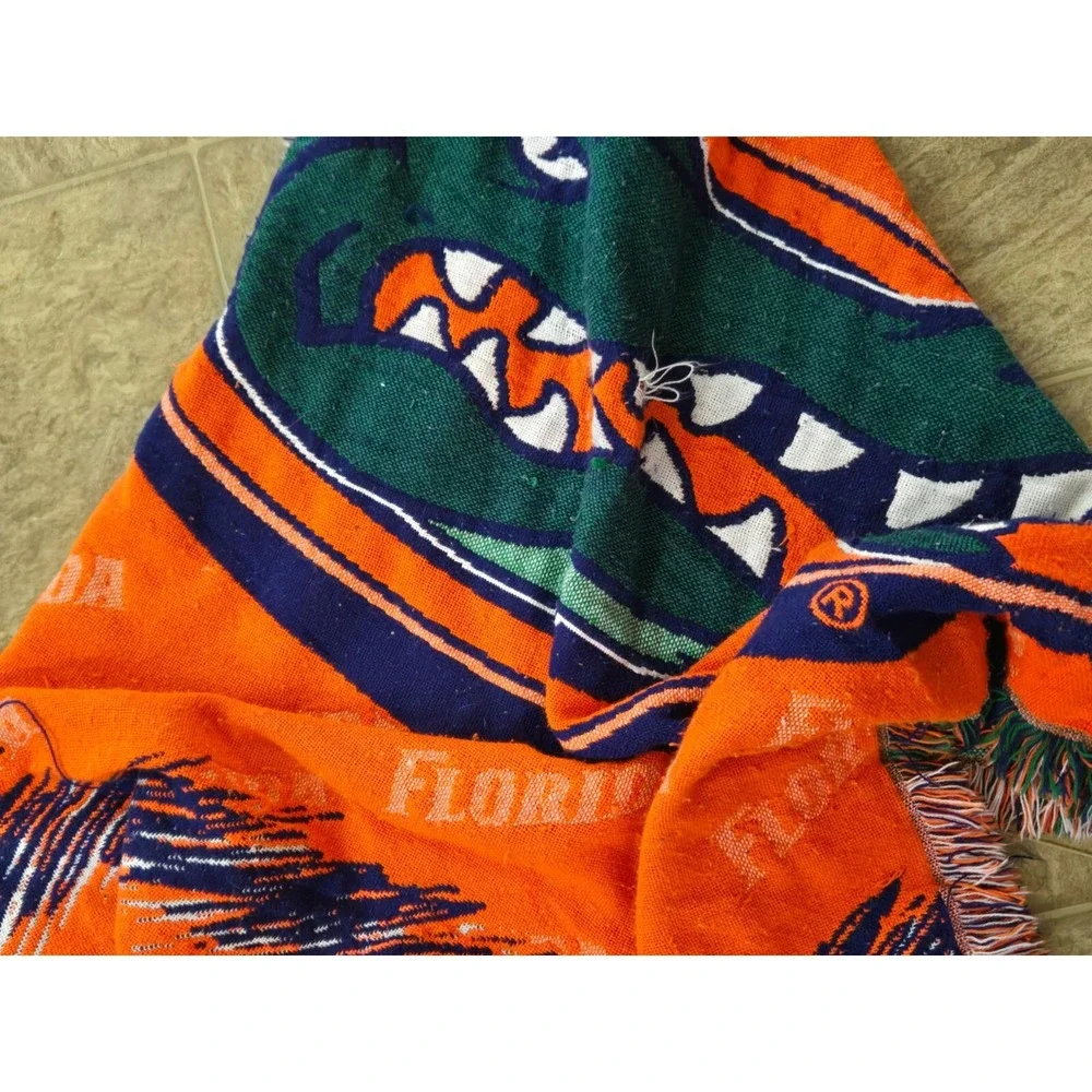 The Northwest Company Vintage Flordia Gators‎ Blanket Throw Sofa Orange Green
